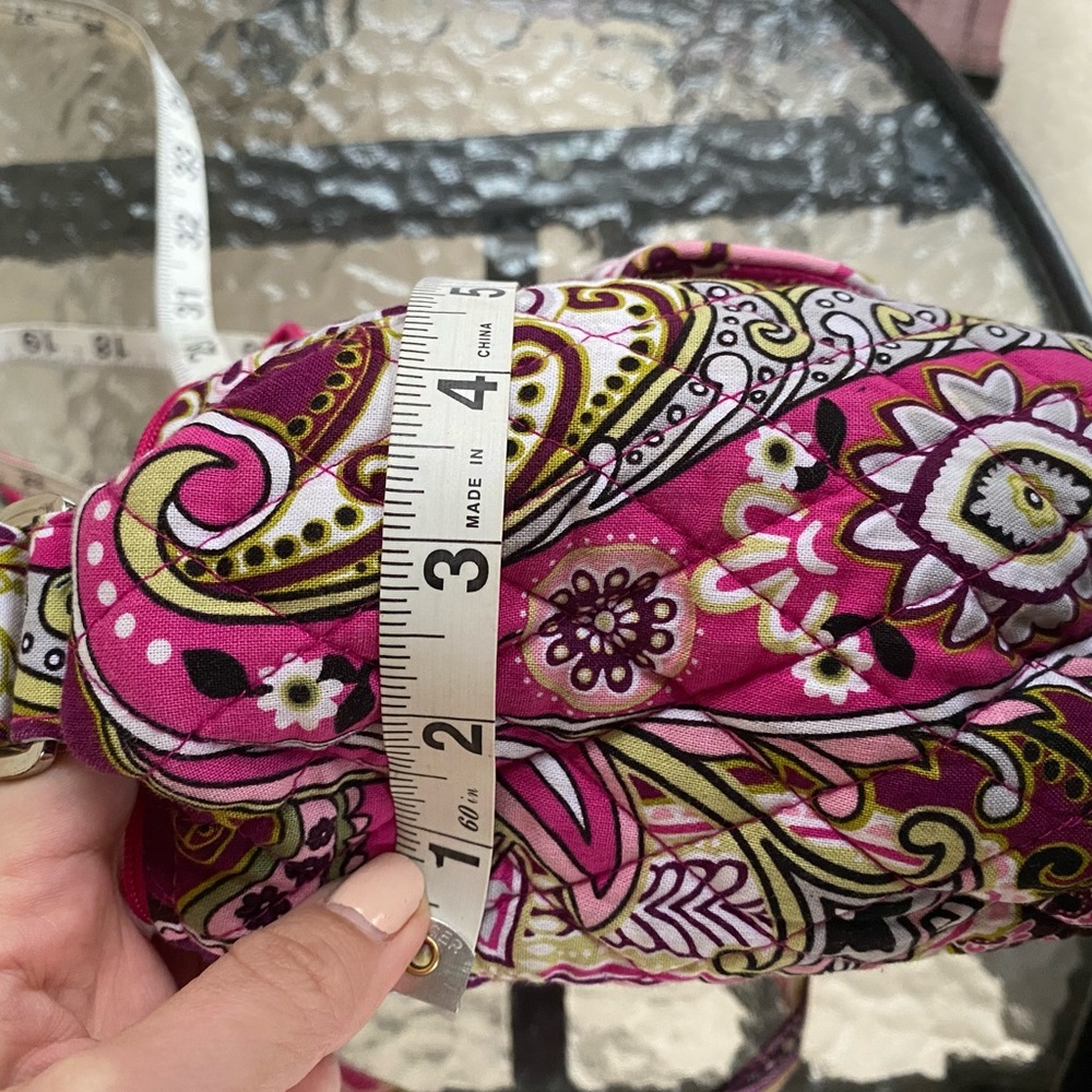 Vera Bradley Crossbody Purse - Picture 5 of 11